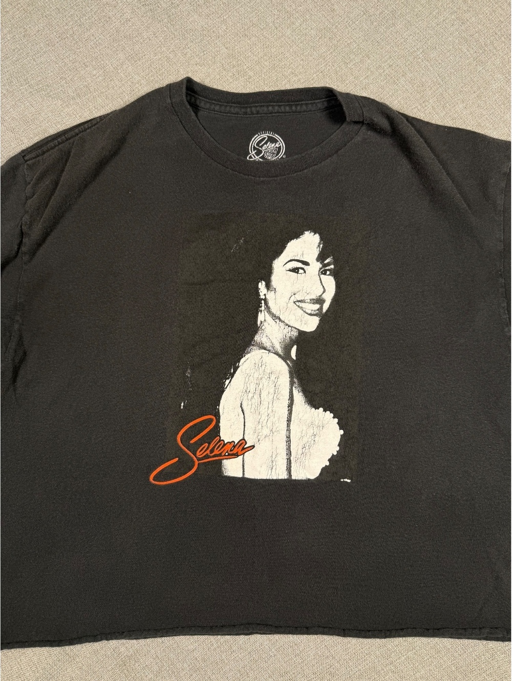 Vintage Selena  Black Cropped T-Shirt Size Large Cotton Blend